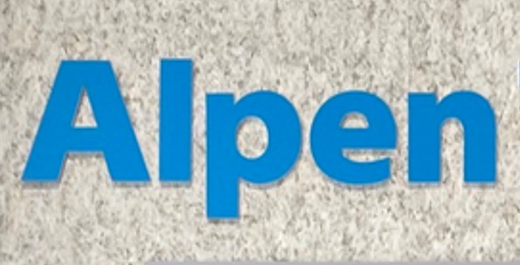 【都内アウトドアショップ】新宿駅近くにオープン！Alpen TOKYO(Alpen Outdoors) ご紹介 | CAM P RISM